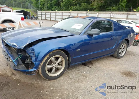 2006 Ford Mustang Gt из США, поврежденный, VIN 1ZVHT82HX65266291